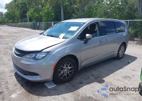 2017 Chrysler Pacifica Touring из США, поврежденный, VIN 2C4RC1DG7HR516711